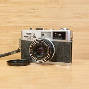 Vintage 70s Olympus 35 RC / 35mm Rangefinder Film Camera / Tested & Working